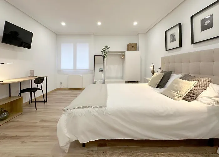 Encantador Junto Al Ayuntamiento Apartamento