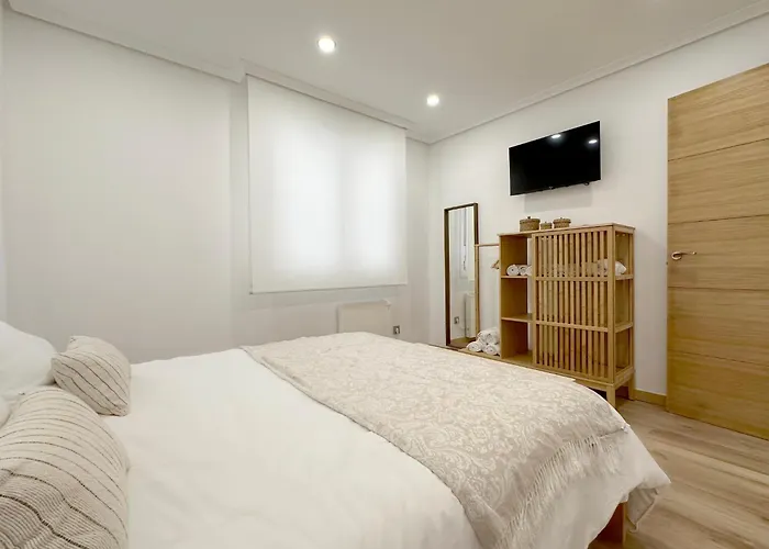 Encantador Junto Al Ayuntamiento Бильбао